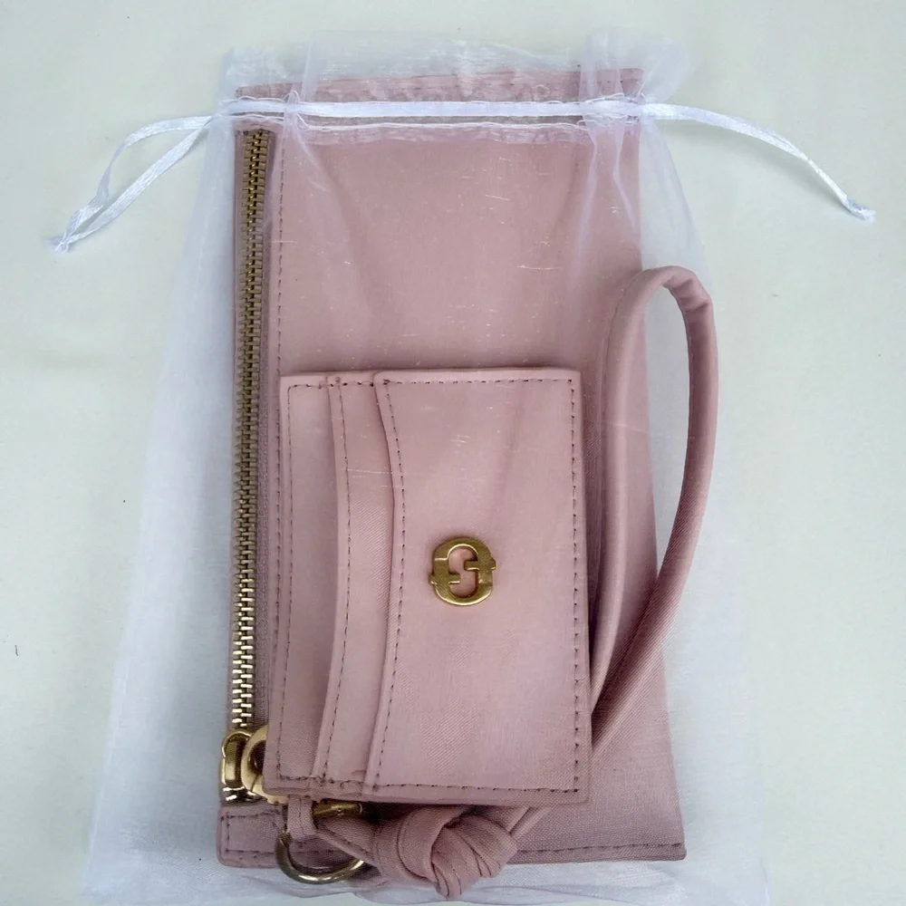 ๐ Stylish Pink Wristlet Wallet Set โ 2 Pieces! ๐ - Picture 16 of 16